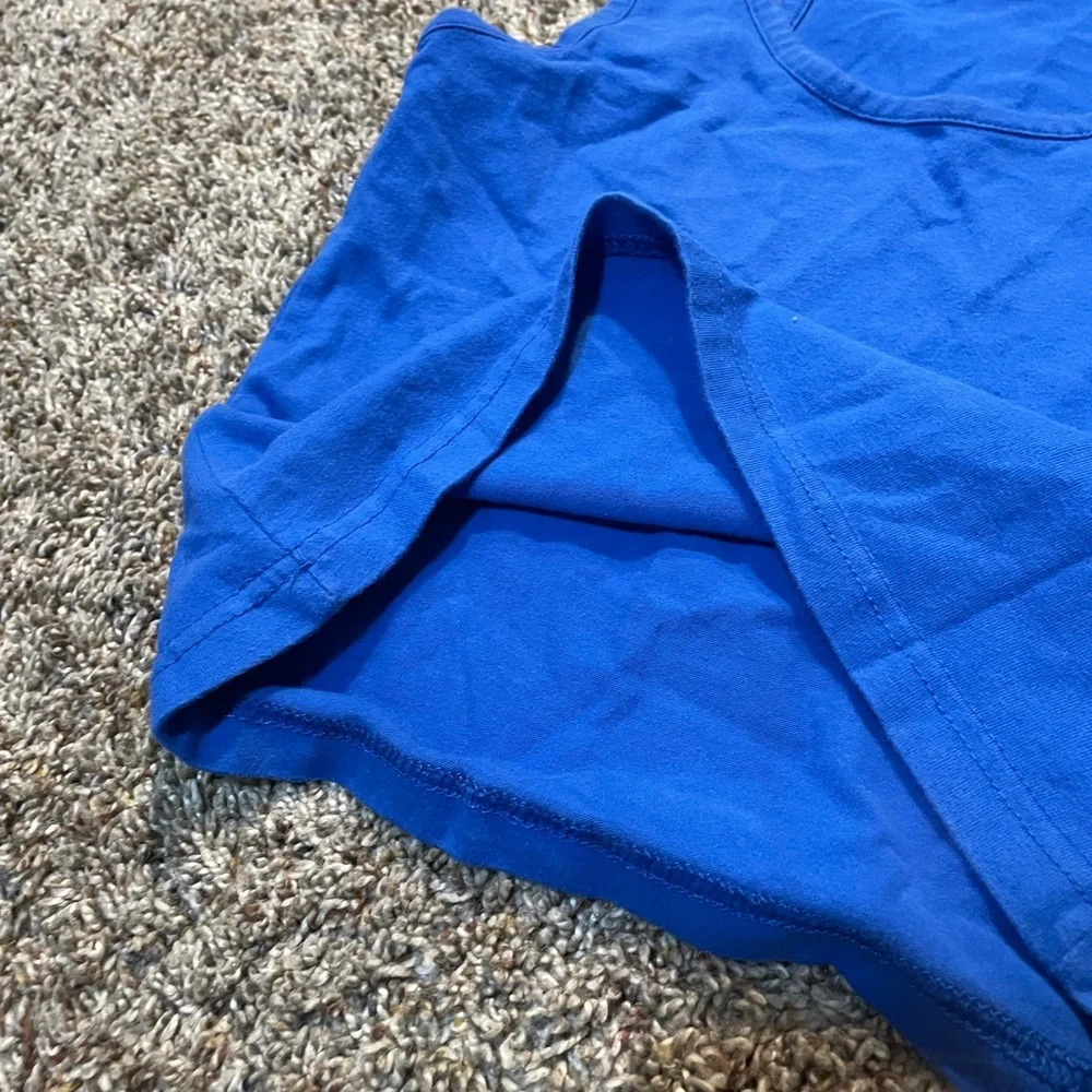 Blue tank - Picture 3 of 3